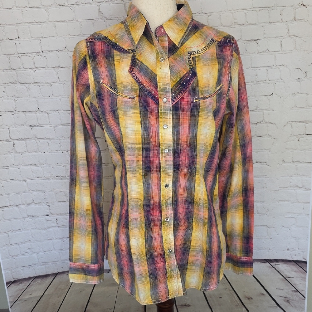 Wrangler Rock 47 Western Ombre Plaid Pearl Snap Shirt - Embellished Size M